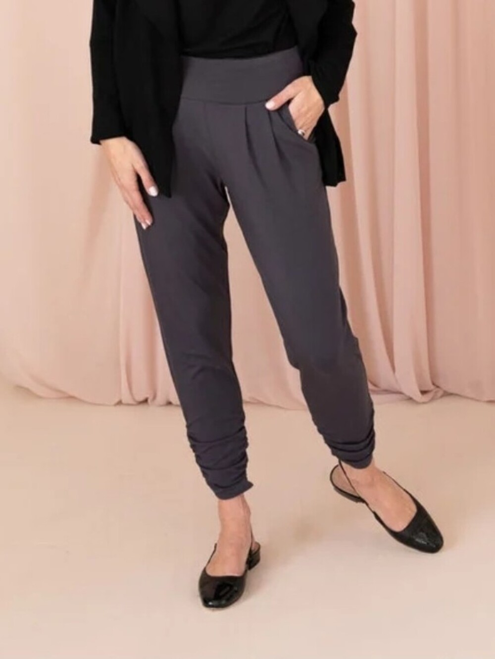 Encircled - The Dressy Sweatpant - Size L - Dark Grey - OLD STYLE